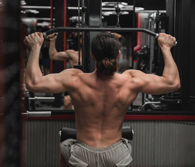 10 Lat Pulldown Variations for Serious Back Development