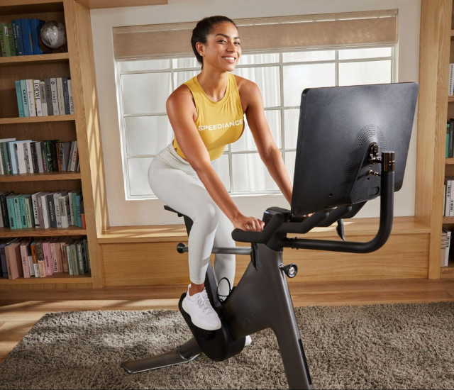 Woman cycling on VeloNix