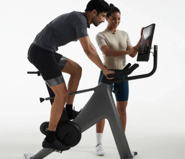 VeloNix Review: Smart Exercise Bike with Zwift | Speediance